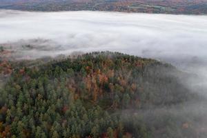 panoramique vue de de pointe tomber feuillage dans ranger, Vermont. photo