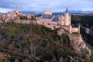 Alcazar Château dans Ségovie, Espagne. il est une médiéval Château situé dans le ville de Ségovie, dans Castille et Léon, Espagne. photo