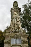 monument à Rosalia de castro situé dans Alameda parc dans Santiago de compostelle, galice, Espagne. photo