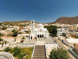 le saint église de Panagia mesani dans emporio, Santorin, Grèce. photo