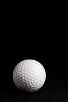 balle de golf isolée photo