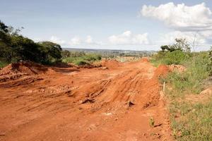 Brasilia, df, Brésil, février 15, 2023 Nouveau route construction dans le Nord Ouest section de brasilia photo