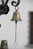 vieux petit bronze cloche photo