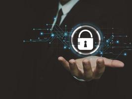 cyber Sécurité concept protection de technologique personnel information de attaques par les pirates sur le l'Internet photo