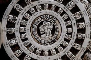 calendrier mexicain aztèque maya pierre photo