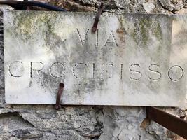 crucifix rue signe dans sant Ilaire Gênes photo
