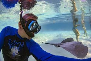 snorkeling en polynésie française avec stingray photo