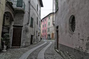 village médiéval italien de garbagna photo