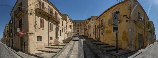 panorama de la ville baroque de noto sicile photo