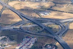 Antenne d'échange d'autoroutes au Portugal dans la région de Lisbonne photo