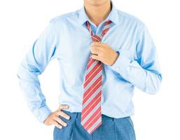 homme porter une chemise à manches longues debout avec akimbo with clipping path photo
