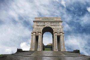 arc de place de la victoire de Gênes photo