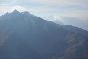 dans le Suisse montagnes photo