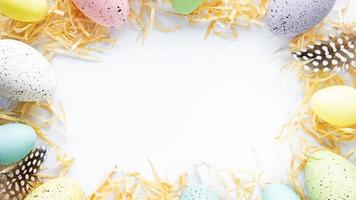 content Pâques journée un événement concept, coloré Contexte de peint Pâques œufs, incroyable coloré Oeuf isolé photo