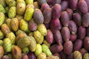 figues de Barbarie sur le marché photo