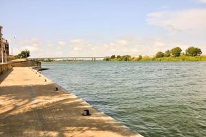 vue panoramique sur la rivière photo