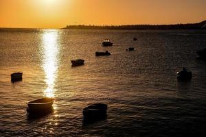 coucher de soleil sur la mer photo