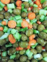 gros plan, de, olives, céleri, et, carottes