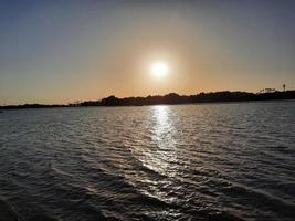 magnifique soir et coloré le coucher du soleil à Djeddah, corniche, saoudien Saoudite, photo