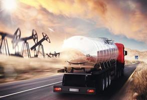 pétrole un camion concept photo