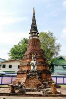 ancien bouddhiste temple dans Asie photo