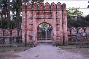 historique château, idrakpur fort est une rivière fort situé dans munshiganj, Bangladesh. le fort a été construit approximativement dans 1660 publicité photo