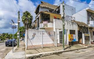 playa del carmen quintana roo mexique 2021 rue typique et paysage urbain de playa del carmen mexique. photo