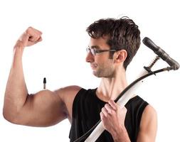 homme avec gonflé muscles photo