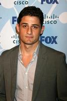 enver gjokaj en arrivant à le Renard éco casino fête à le Londres Ouest Hollywood Hôtel dans Ouest Hollywood Californie en septembre 8 20082008 photo