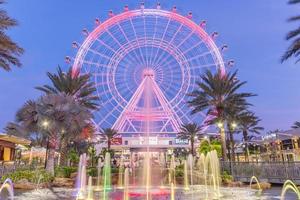 Orlando, Floride, USA 2016 - L'Oeil d'Orlando est une grande roue de 400 pieds de haut au cœur d'Orlando et la plus grande roue d'observation de la côte Est
