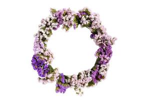 motif de cercle de belles fleurs isolé sur fond blanc photo