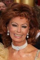 Sophia Loren en arrivant à le 81e académie récompenses à le kodak théâtre dans los angeles Californie en février 22 20092009 photo