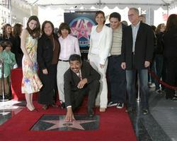 George lopez spectacle castgeorge lopez étoile sur Hollywood marcher de célébritéhollywood highlandlos angeles cajanvier 29 20062006 photo