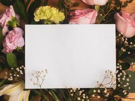 carte vide sur un bouquet photo