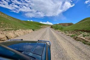 le magnifique paysage le long de le façon à qiongkushtai dans Xinjiang photo