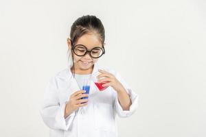 science et les enfants concept fille photo