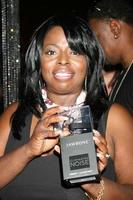 angie pierre à le pari récompenses gbk cadeau salon à l'extérieur le tombeau salle dans los angeles Californie en juin 23 20082008 photo