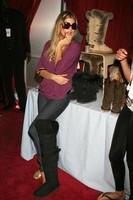 fergie avec australien l'amour bottes à le pari récompenses gbk cadeau salon à l'extérieur le tombeau salle dans los angeles Californie en juin 24 20082008 photo