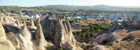 la cappadoce paysage panorama à crépuscule photo