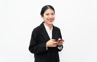 asiatique femme d'affaires portrait sur blanc Contexte photo