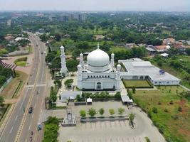 majestueux blanc grandiose mosquée photo
