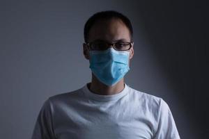 homme dans une protecteur masque, le h1n1 virus photo