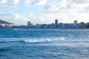 Las canteras plage dans Las palmas de gran canarie, Espagne photo