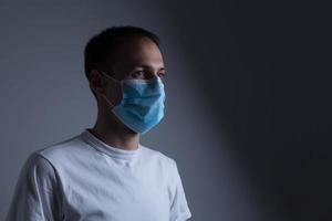 homme dans une protecteur masque, le h1n1 virus photo