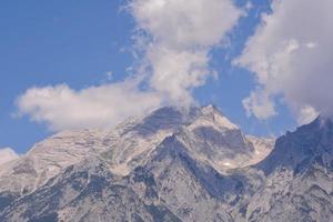 paysage de montagne pittoresque photo