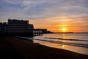 coucher de soleil sur la mer photo