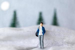 miniature gens femme Voyage dans hiver temps photo