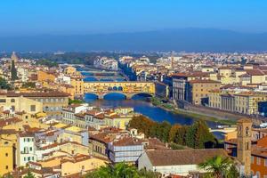 Vue sur les toits de Florence depuis la vue de dessus photo