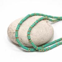 gemme pendentif Collier bracelet pierre bracelet isolé, cadeau, calcul, bijoux, naturel, Fait main, blanc arrière-plan, gemme bracelet minéral semi précieux Naturel des pierres photo