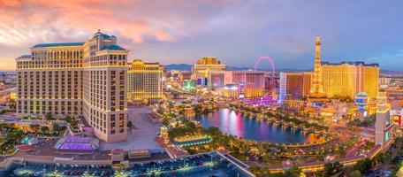 Vue aérienne du Strip de Las Vegas au Nevada photo